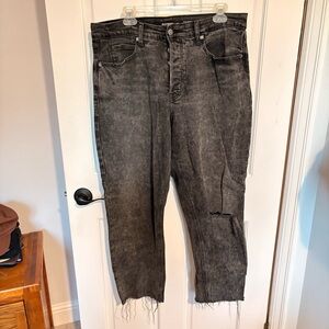 Old Navy Extra High Rise Sky-Hi Straight Secet Slim Pockets Grey Short Jeans 14